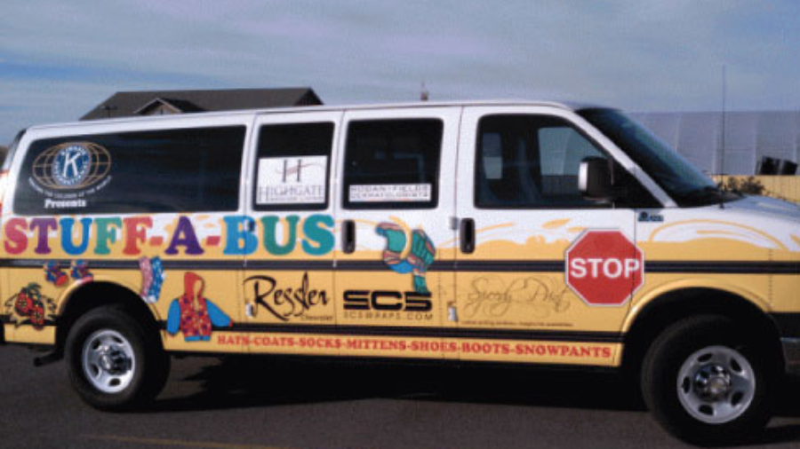 Stuff-A-Bus_van-wrap